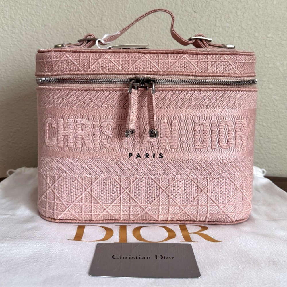 ❌SOLD❌NEW DIOR Large Travel Vanity Case in Boise de Rose - Picture 8 of 8